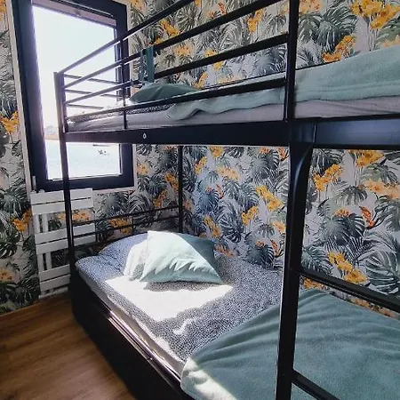 Na Wodzie - Houseboat * ヤスタルニャ