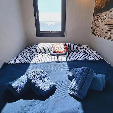 Na Wodzie - Houseboat