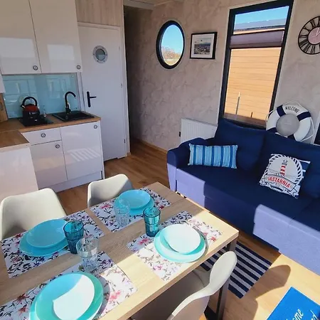 Na Wodzie - Houseboat *