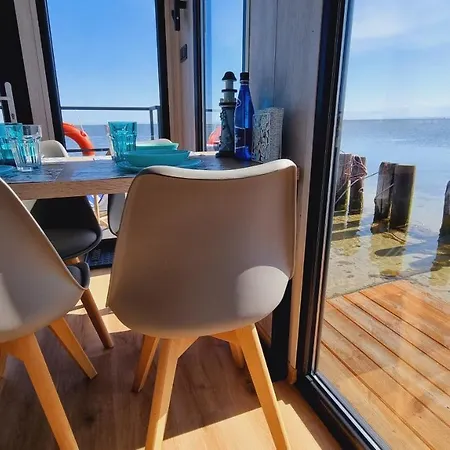 Apartman Na Wodzie - Houseboat