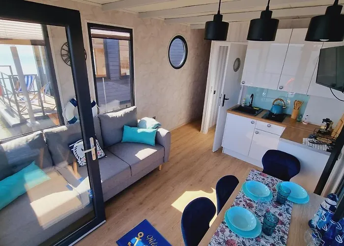 Na Wodzie - Houseboat Апартаменты *