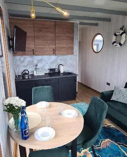 Апартаменты Na Wodzie - Houseboat