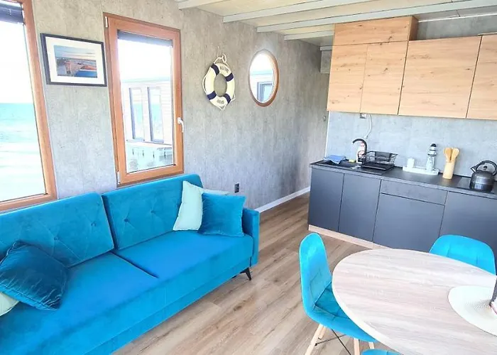 Na Wodzie - Houseboat Апартаменты